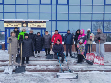 Калектыў дзяржаўнай установы Гомельскі абласны комплексны цэнтр алімпійскага рэзерву актыўна ўключыўся ў барацьбу са снежнай стыхіяй! 